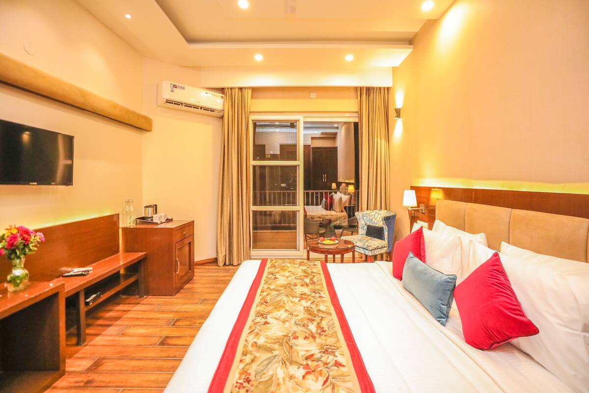 Executive Room with Balcony