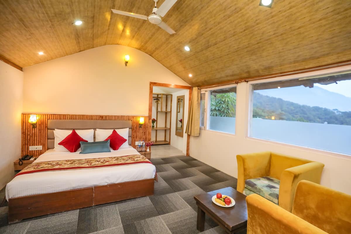 Private Cottages with Balcony