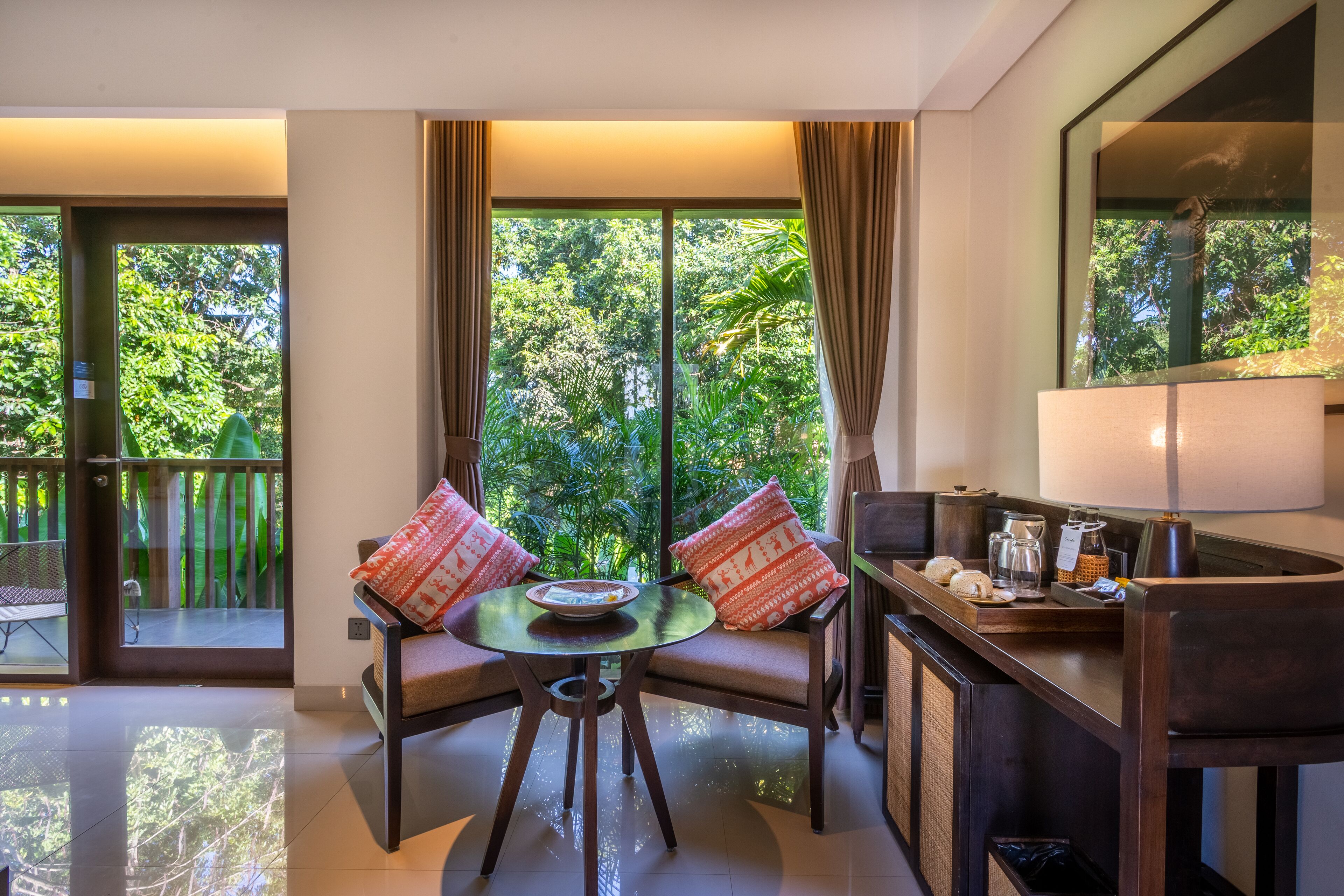 suite (free entrance to bali zoo) | 1 bedroom, premium bedding, minibar, in-room safe