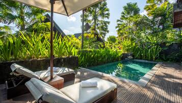 Garden Private Pool Villa (Free entrance to Bali Zoo) | Vista do quarto