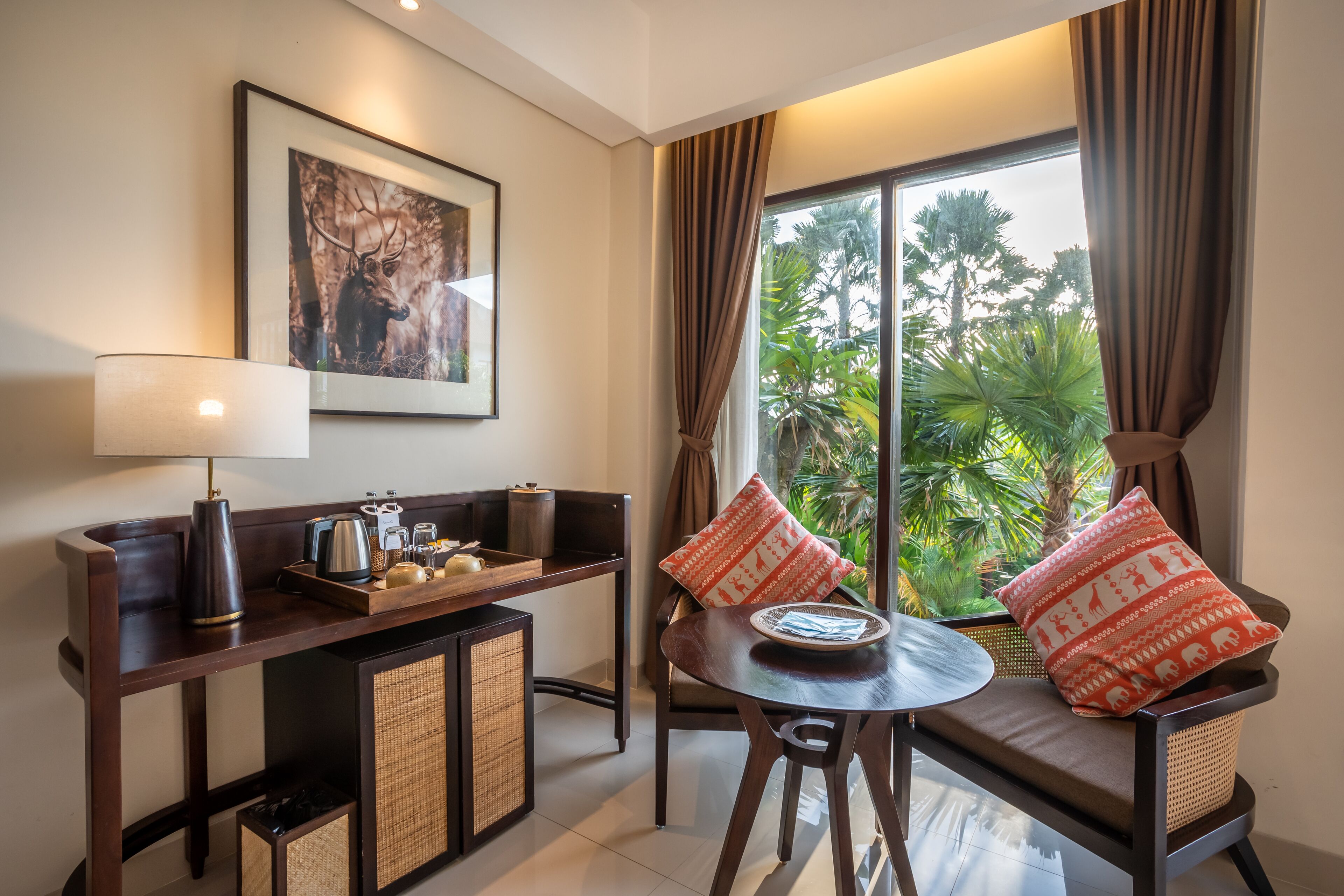 suite (free entrance to bali zoo) | 1 bedroom, premium bedding, minibar, in-room safe