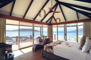 Luxury Villa, Jetted Tub, Beachfront (Standalone) | Minibar, in-room safe, WiFi, bed sheets