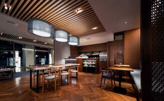 Πρωινό σε μπουφέ καθημερινά (3000 JPY/άτομο)