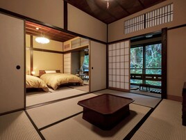 Minibar, in-room safe, free WiFi, bed sheets