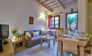 House (Ekaterini) | In-room dining - Kores Boutique Houses (Chania)