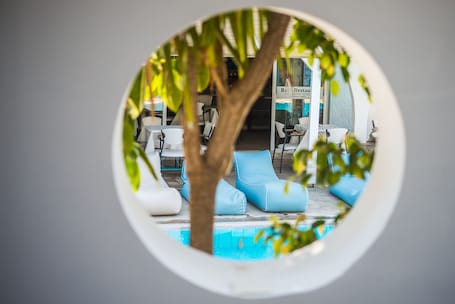 Anika Studios
