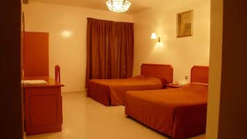 In-room safe, desk, iron/ironing board, WiFi