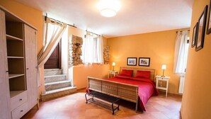 Rollaway beds (surcharge), WiFi (free) - Villa Palamara 1868 (Cefalù)
