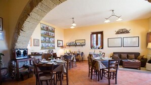 Dining - Villa Palamara 1868 (Cefalù)