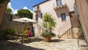 Property grounds - Villa Palamara 1868 (Cefalù)