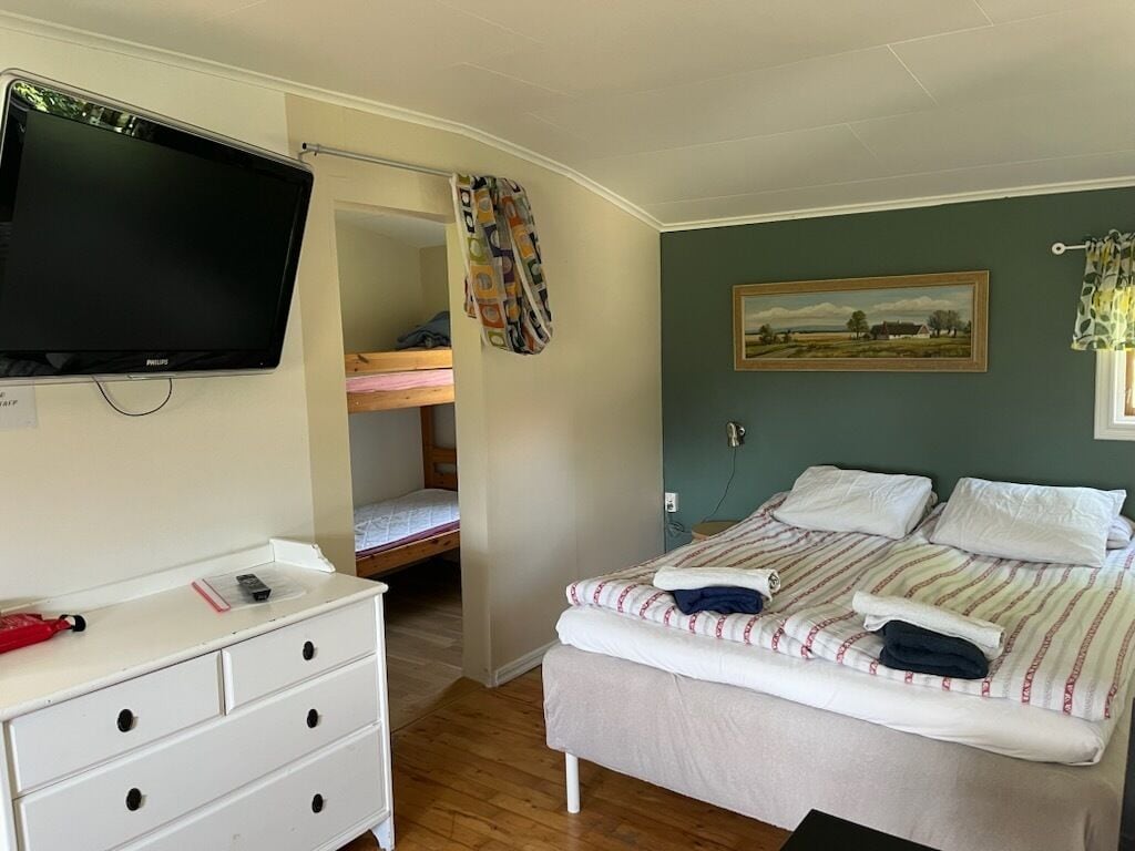 Family Cabin, Garden View | Individually decorated, free WiFi, bed sheets
