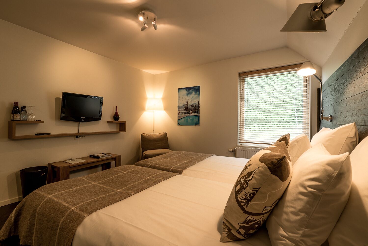 comfort twin room, 2 single beds | 1 bedroom, free wifi, bed sheets