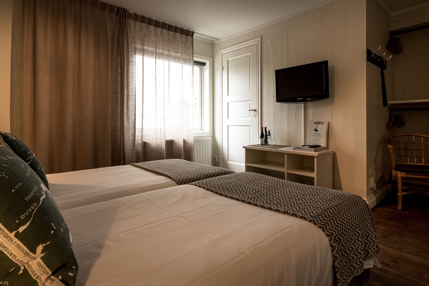 deluxe twin room | 1 bedroom, free wifi, bed sheets
