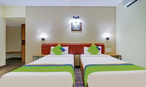 スタンダード ダブルルーム | アイロン / アイロン台、WiFi (無料)