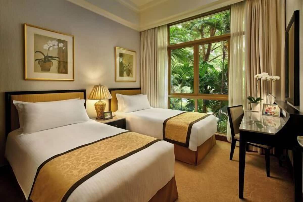 In-room safe, desk, laptop workspace, iron/ironing board