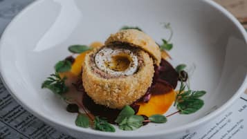 الطعام والشراب
