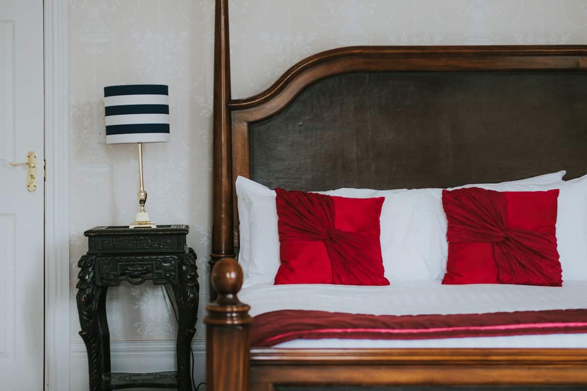 Junior suite | 1 slaapkamer, een kluis op de kamer, individueel gemeubileerd