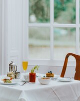 Daily full breakfast (GBP 15.00 per person)