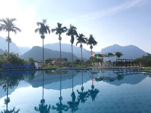 Alberca al aire libre