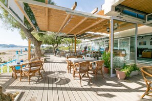 Breakfast and lunch served - Kastri Boutique Beach (Rhodes)