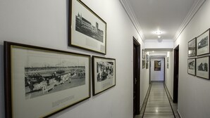 Interior detail - Treebo Trend New Castle (Mumbai)