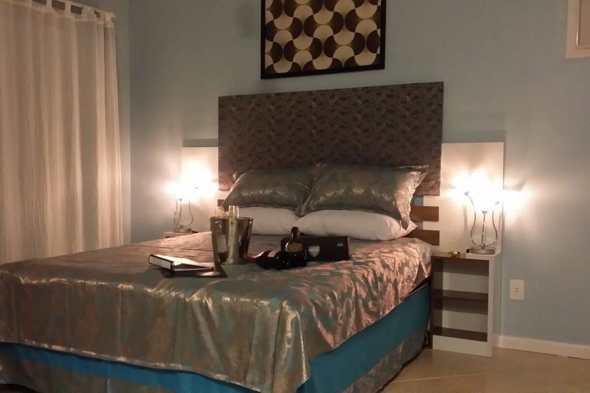 Double Room, Balcony, Ocean View | Cadar kapas Mesir, peralatan tempat tidur premium, bar mini