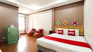 Standard Double Room | Desk, free WiFi, bed sheets