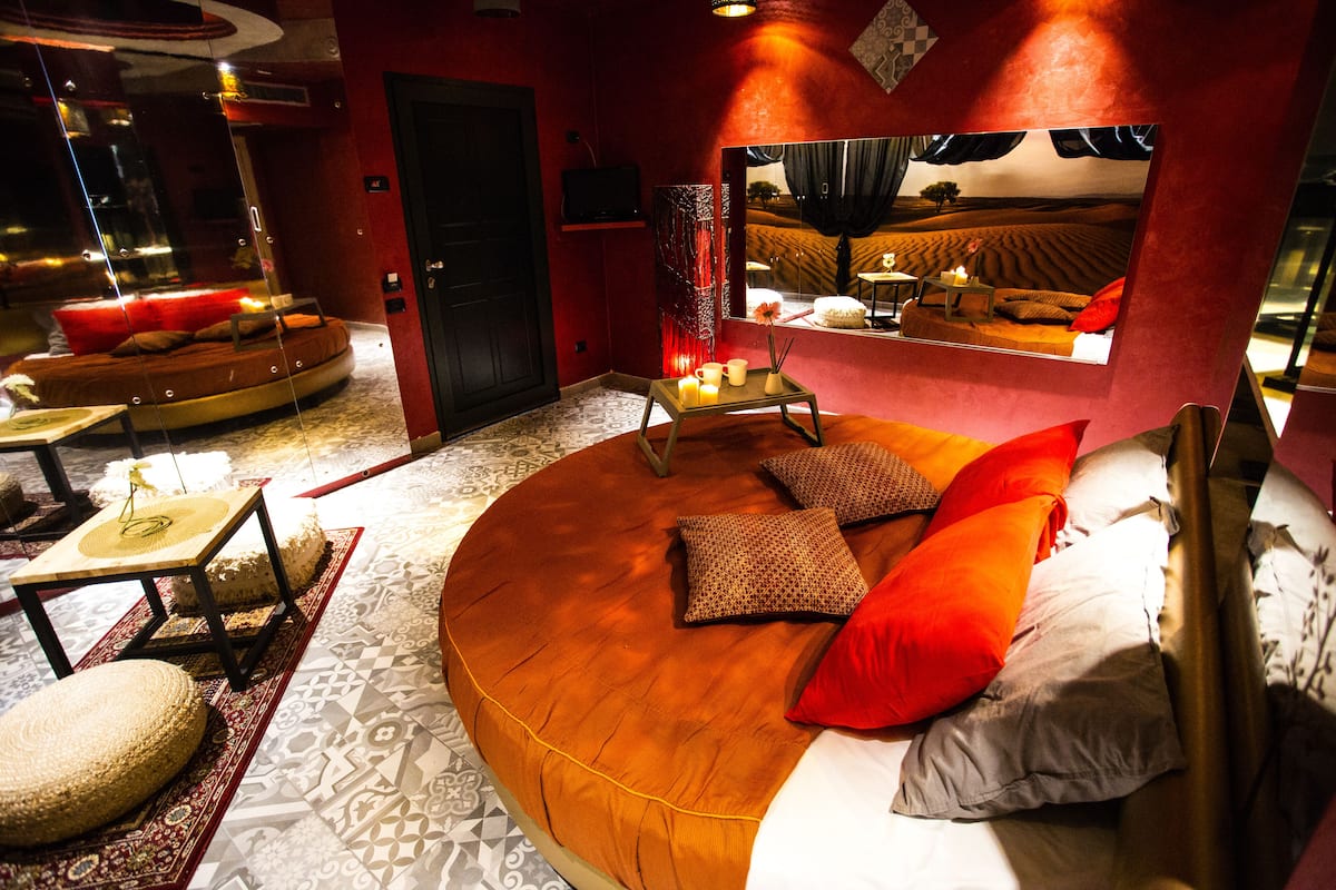 Deluxe Double Room (with Spa Tub) | Premium bedding, minibar, individually decorated, individually furnished