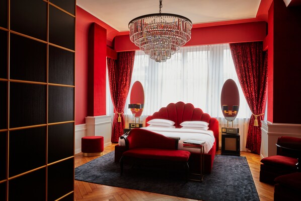 Premium bedding, minibar, in-room safe, blackout drapes - Provocateur, Berlin, a part of Sircle Collection (Berlin)