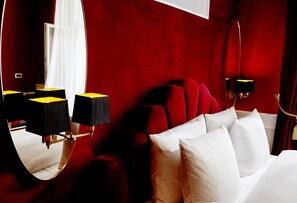 Double Room (Bellevue) | Down comforters, minibar, in-room safe, blackout drapes