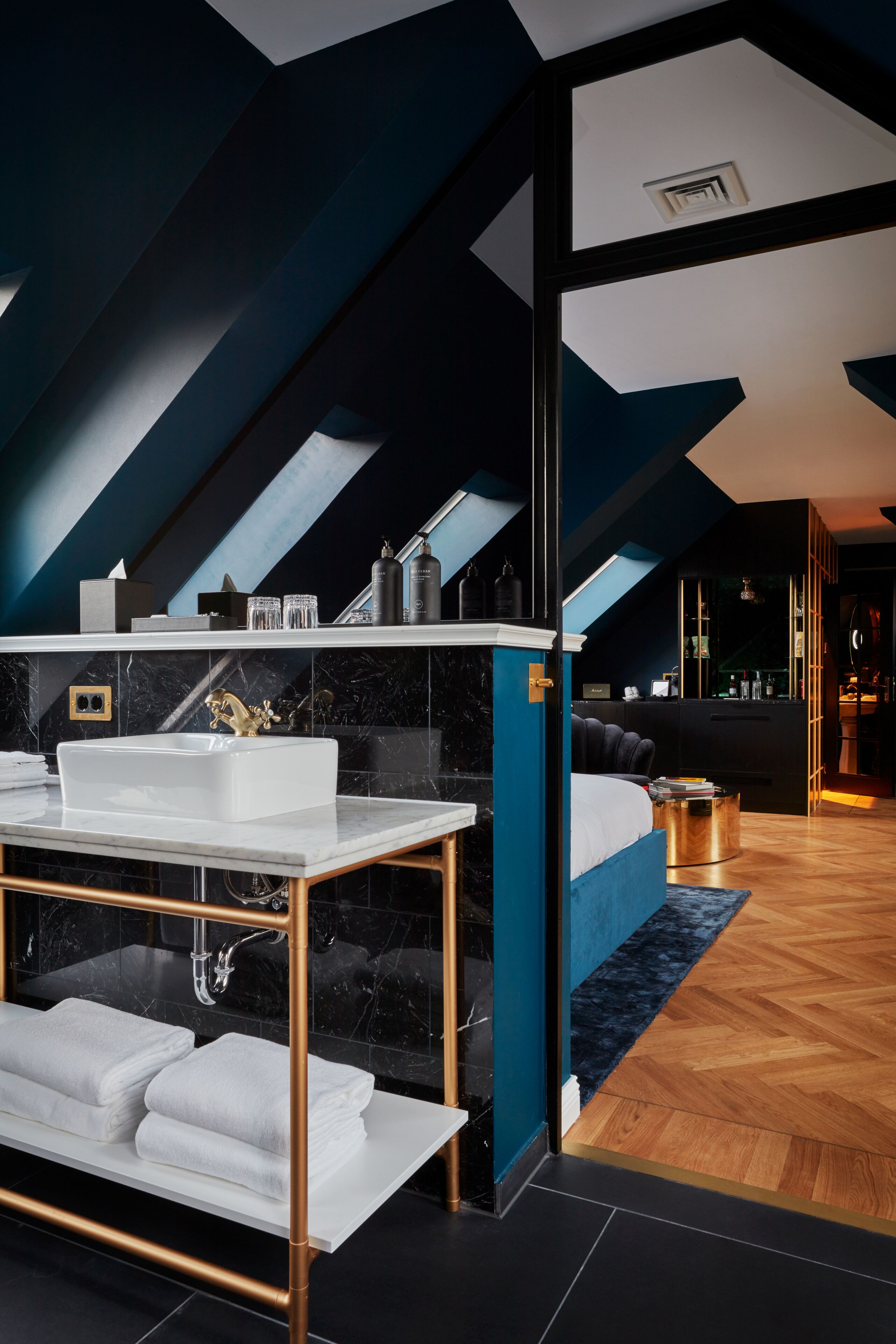 maison suite | premium bedding, minibar, in-room safe, blackout curtains