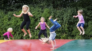 Children’s play area – outdoor