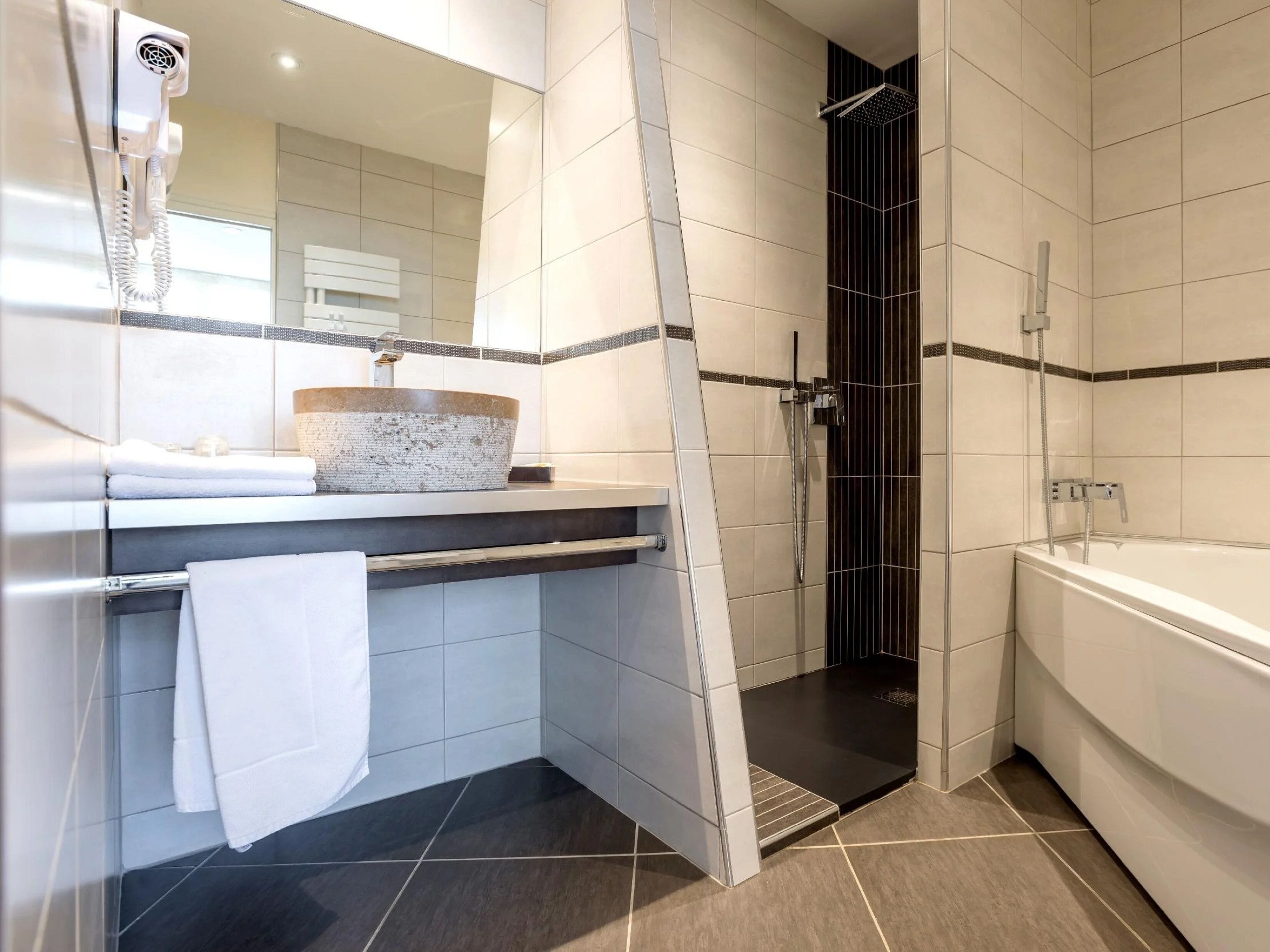 Photo - Logis Hôtel Restaurant Chez Nous