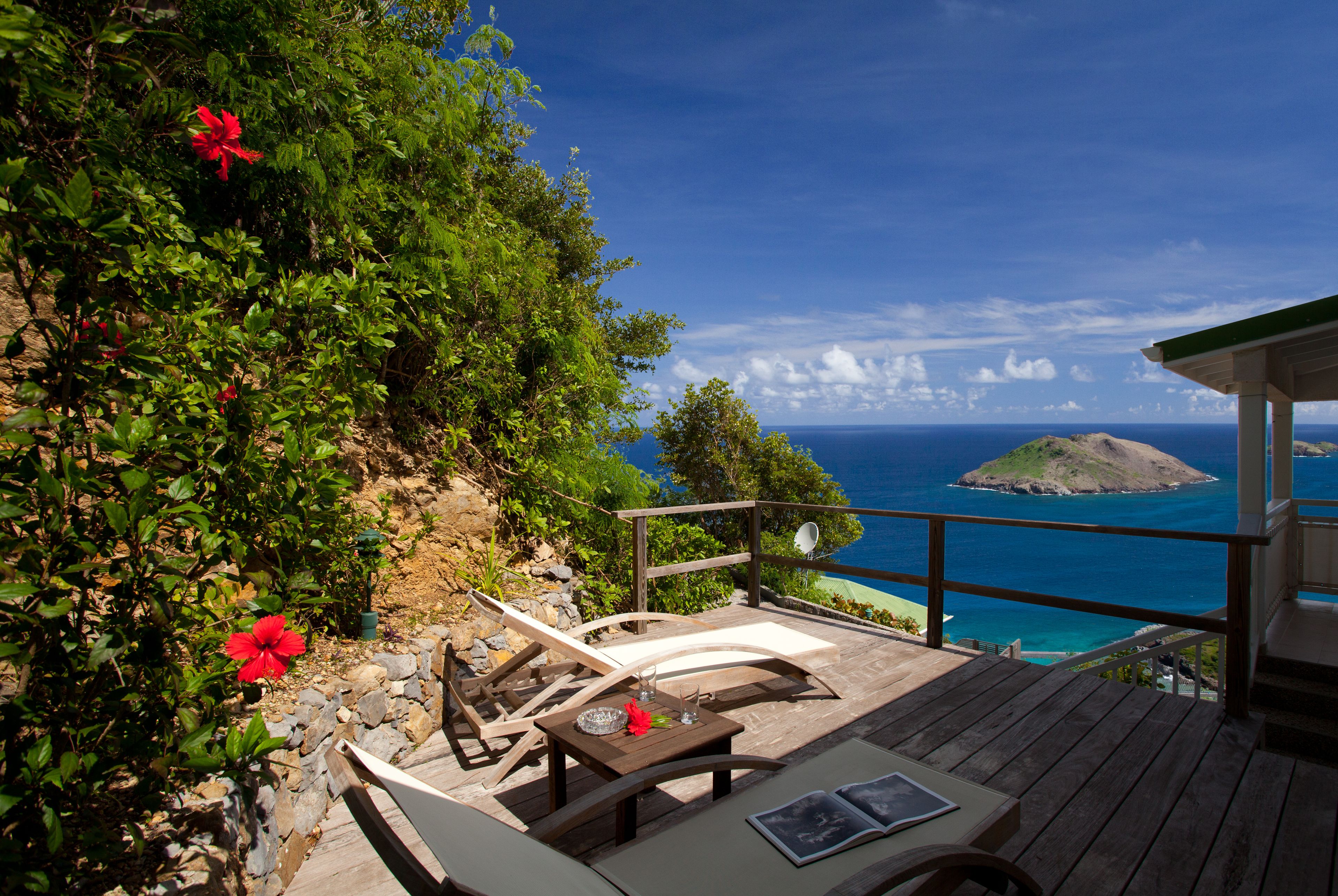 Rom – deluxe, havutsikt | Terrasse/patio