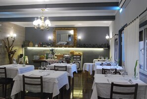 Frühstück, Mittagessen, Abendessen, portugiesische Küche 