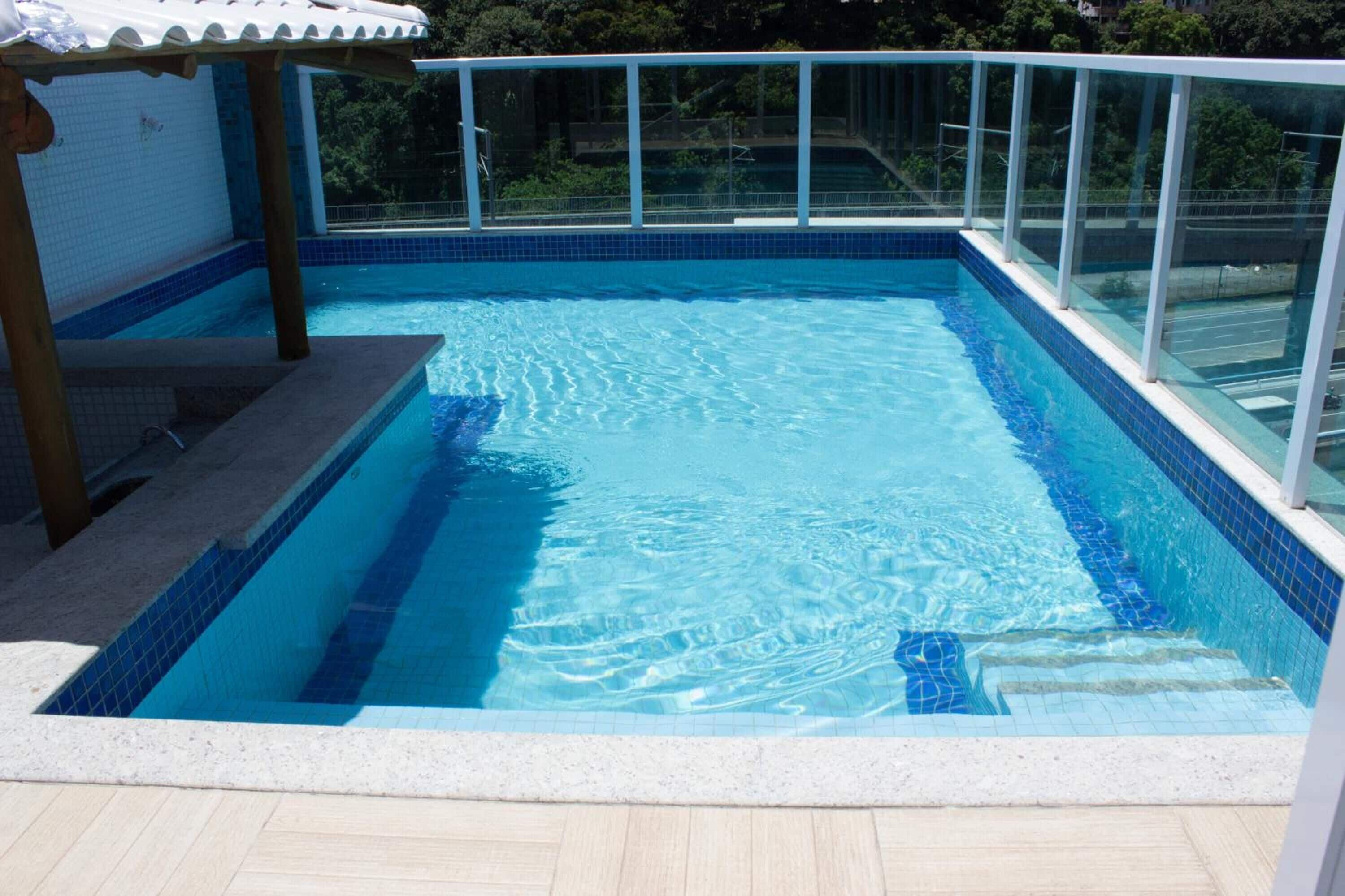 outdoor pool, pool loungers