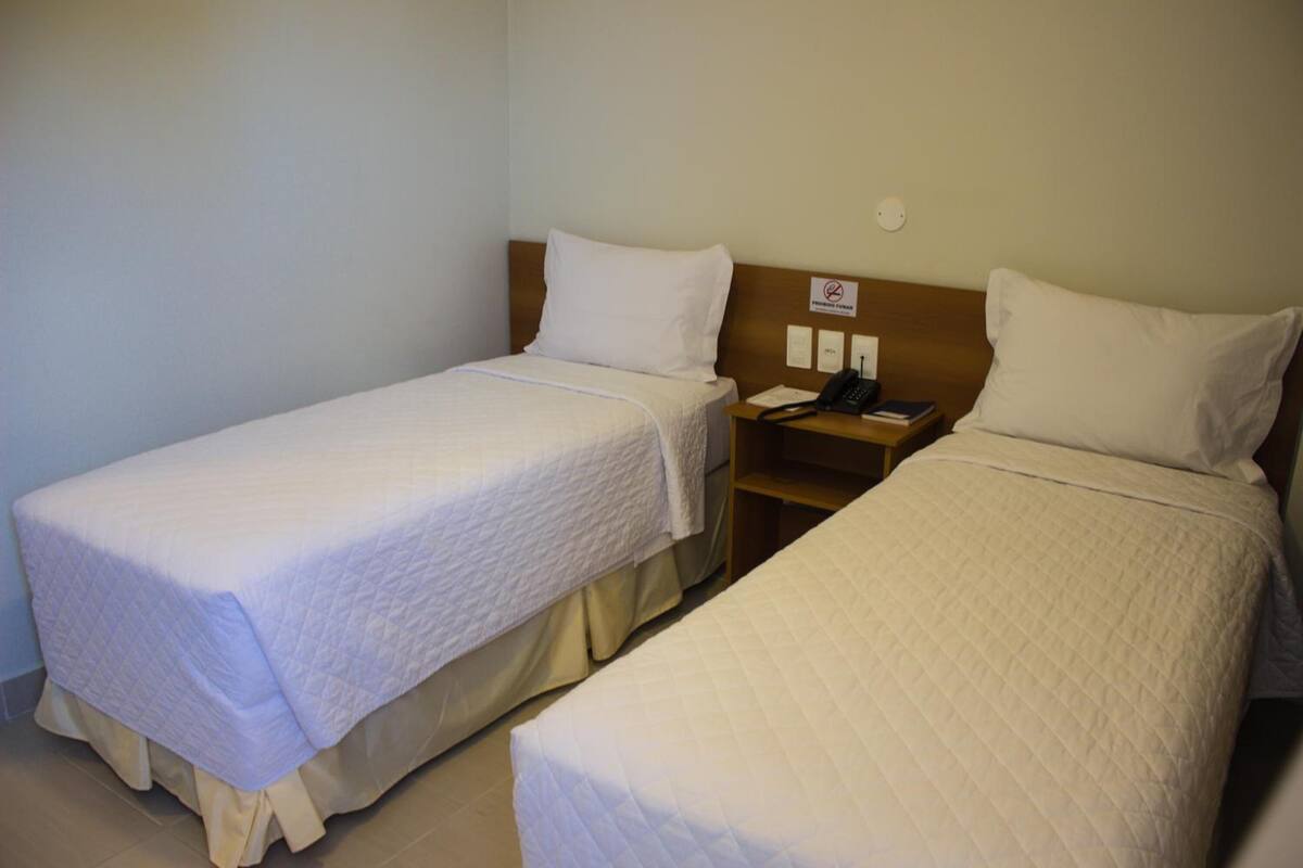 desk, soundproofing, free wifi, bed sheets