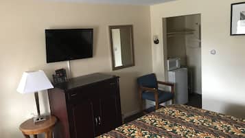 Basic Room, Non Smoking | Rollaway beds, free WiFi, bed sheets