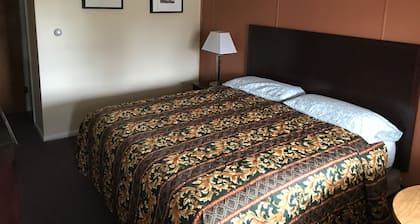 Angola Motel