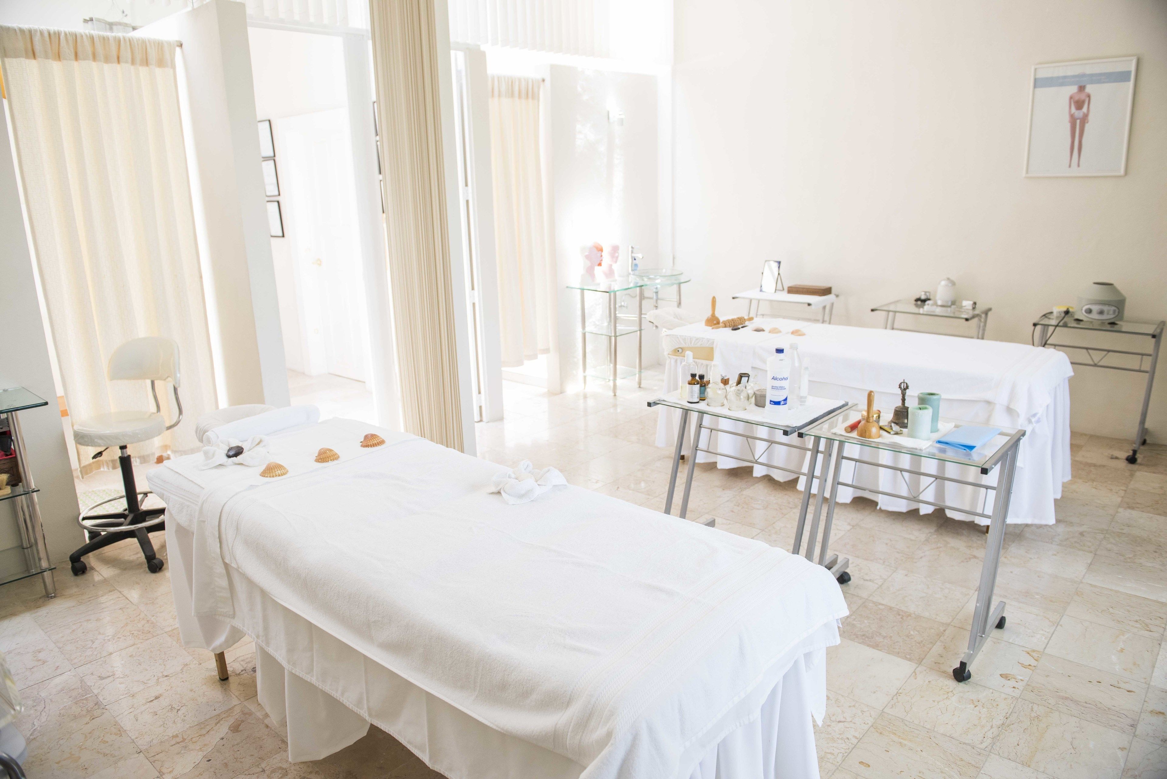 双人护理室、身体护理、热石按摩、深层组织按摩、体膜护理、身体磨砂