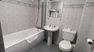 Ücretsiz banyo/kozmetik ürünleri, saç kurutma makinesi, havlu, sabun