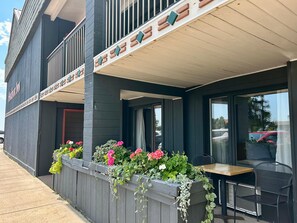 Exterior - Harbor Inn Self Check-in Hotel (Grand Marais)