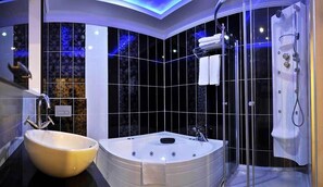 Free toiletries, hair dryer, towels - Klas Dom Hotel - All Inclusive (Alanya)