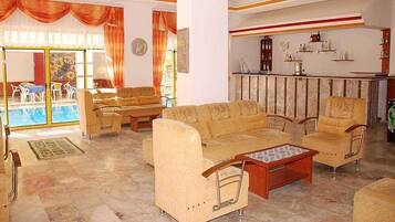 Bar (in der Unterkunft)