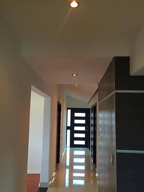 House, 3 Bedrooms | Interior