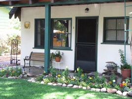 Suite, 1 Bedroom (Room 3) | Premium bedding, soundproofing, iron/ironing board, free WiFi