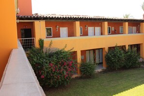 Property grounds - Hotel Villa Del Sol (Mexicali)