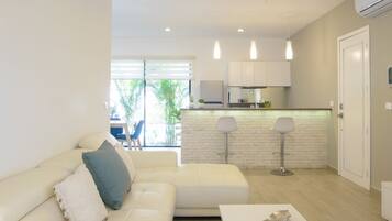 Superior Apartment | Living area