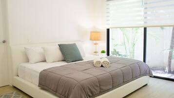 Superior-Apartment | Zimmersafe, kostenloses WLAN, Bettwäsche