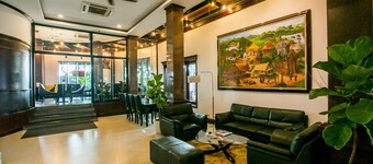 Seasons Riverside Hotel